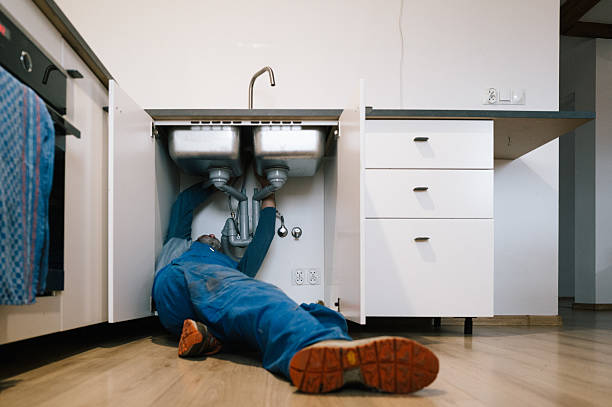 Professional Leak Detection technician working in Katy, TX
